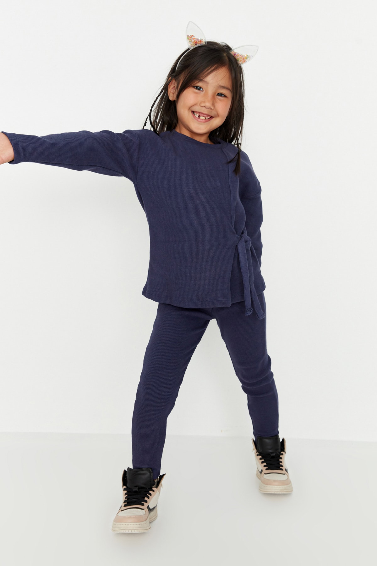 Trendyol Indigo Tie Detailed Corduroy Girls' Knitted Top-Upper Set