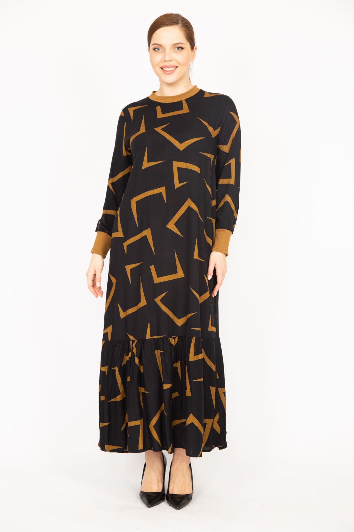 Levně Şans Women's Tan Large Size Woven Viscose Fabric Collar and Sleeve Ribbed Long Dress