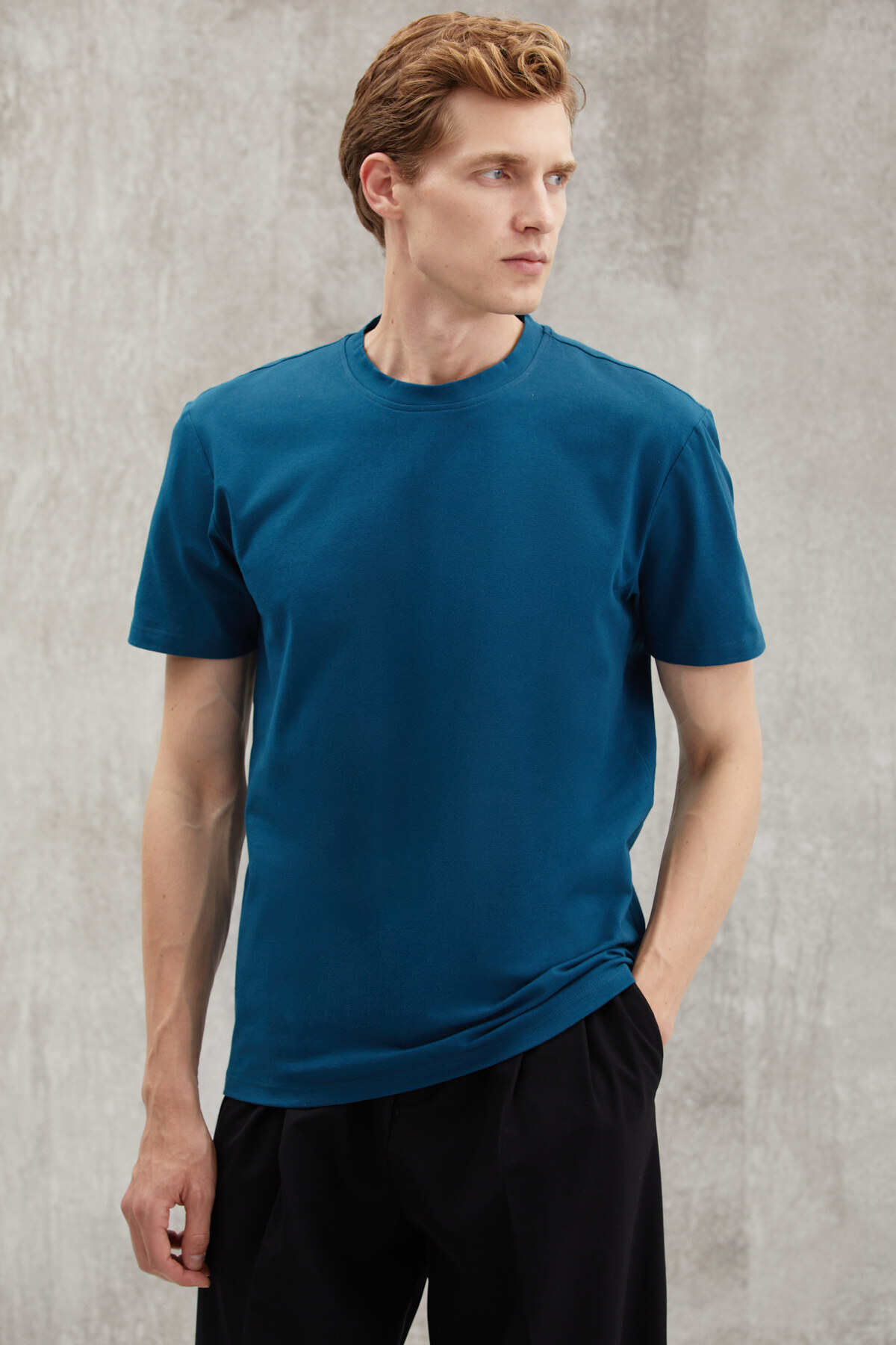 Levně GRIMELANGE Chad Men's Slim Fit Ultra Flexible Oil Green T-shirt