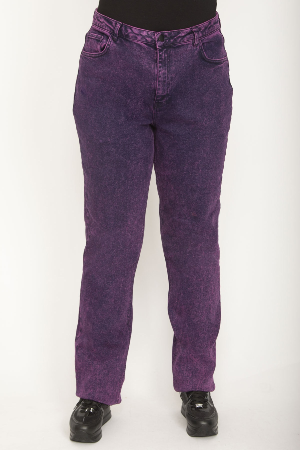 Levně Şans Women's Plus Size Plum Wash Effect Lycra 5-Pocket Jeans Trousers