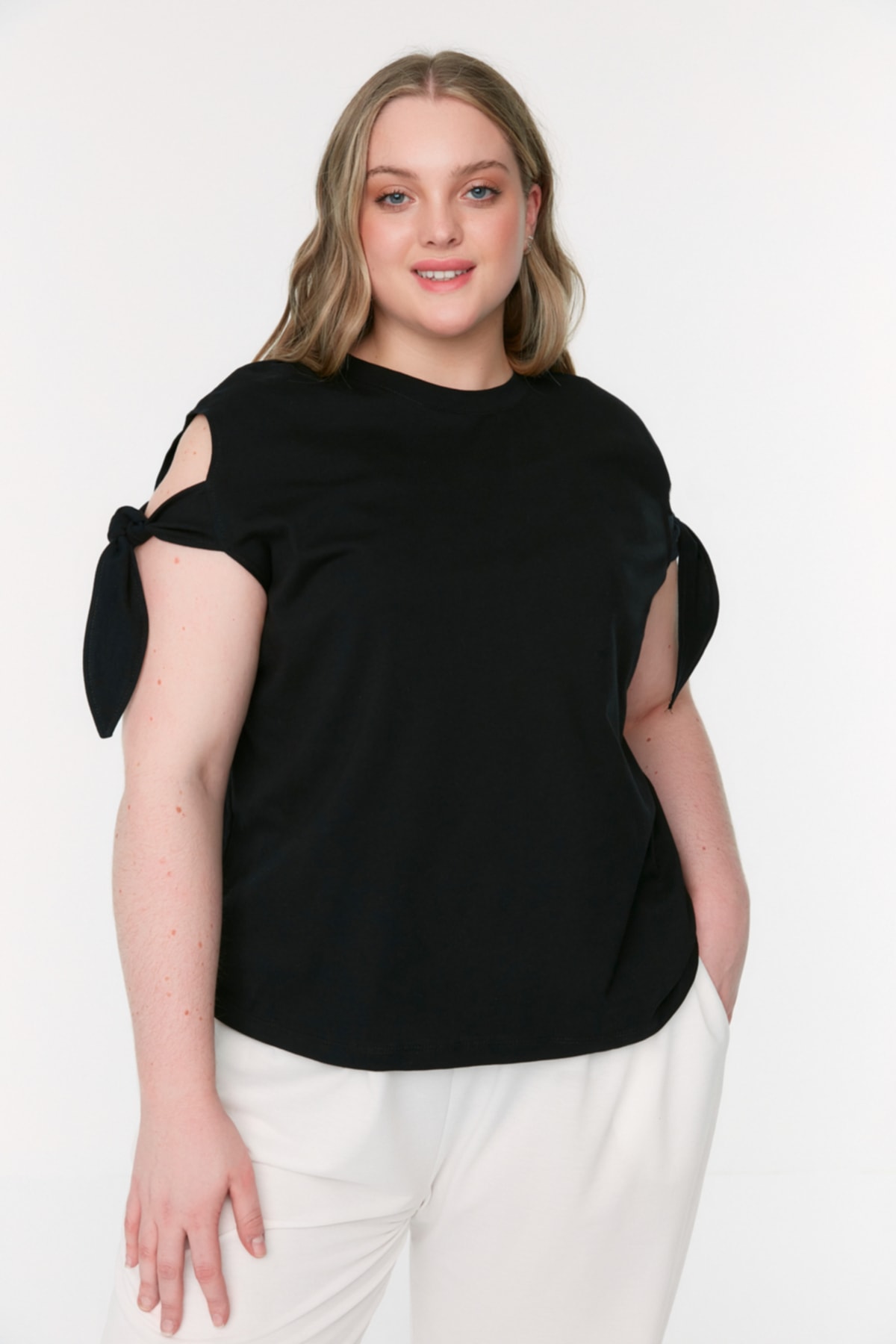 Dámské tričko Trendyol Plus size