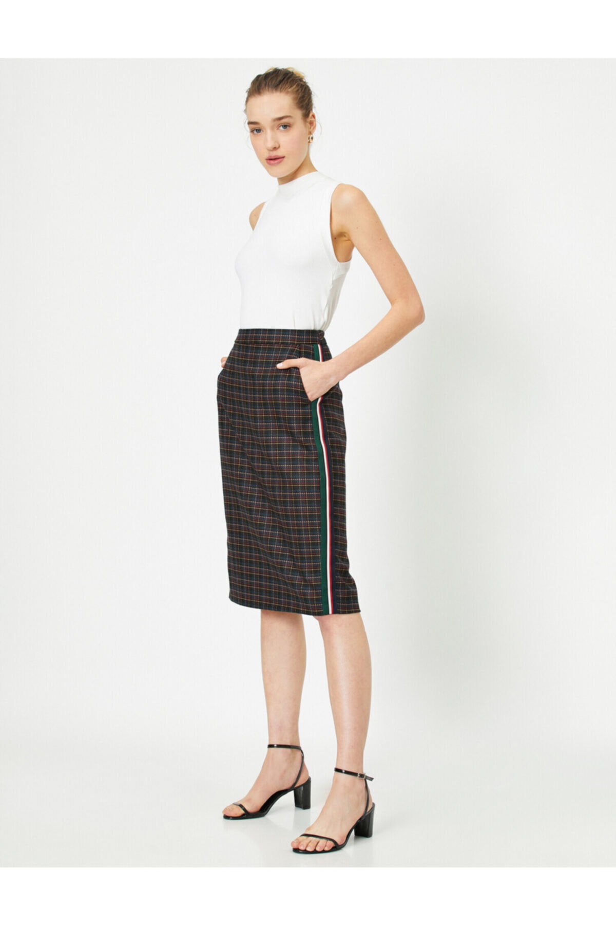 Koton Normal Waist Check Midi Skirt With Pockets.