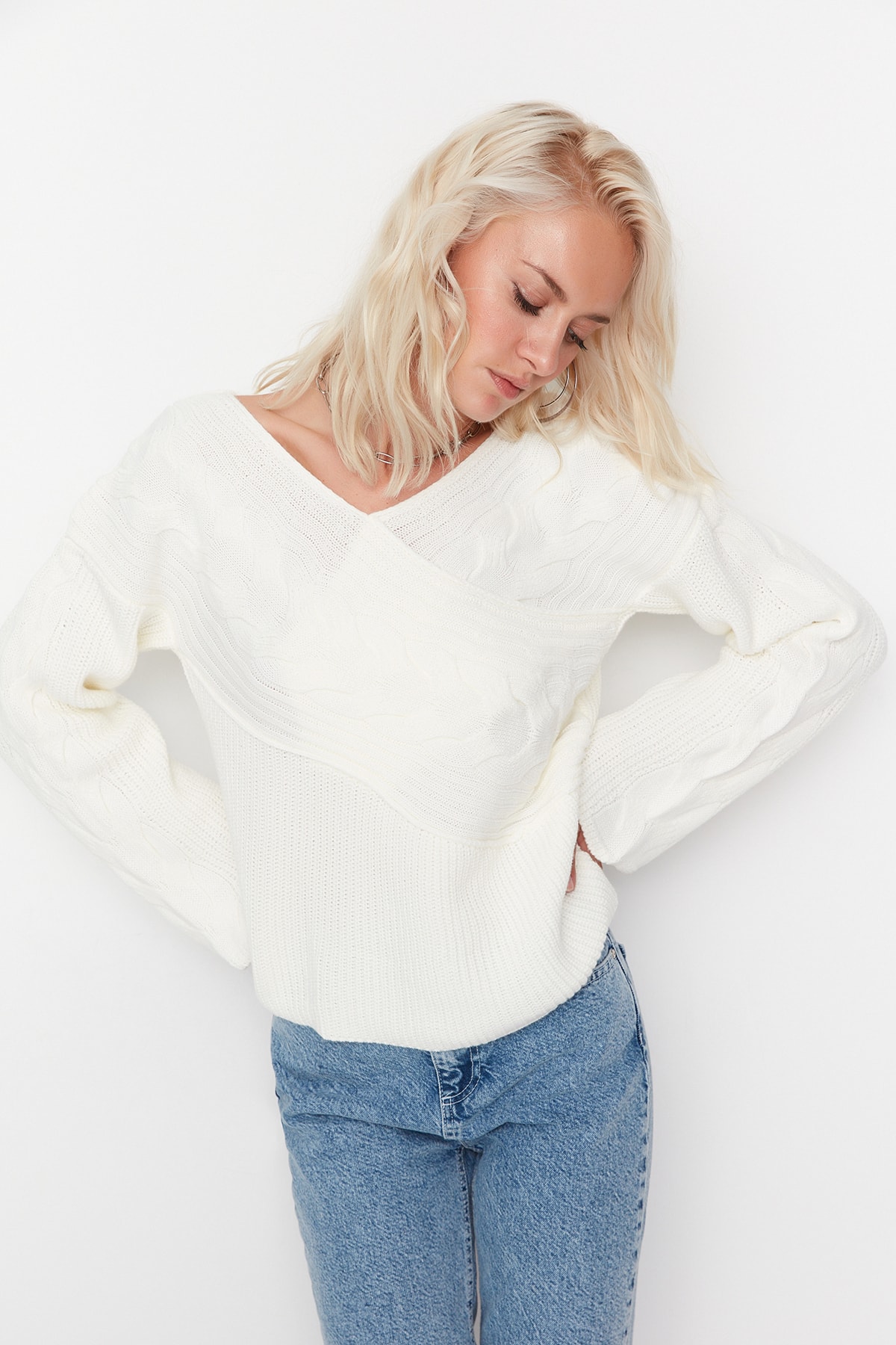Trendyol Sweater - Ecru - Regular fit