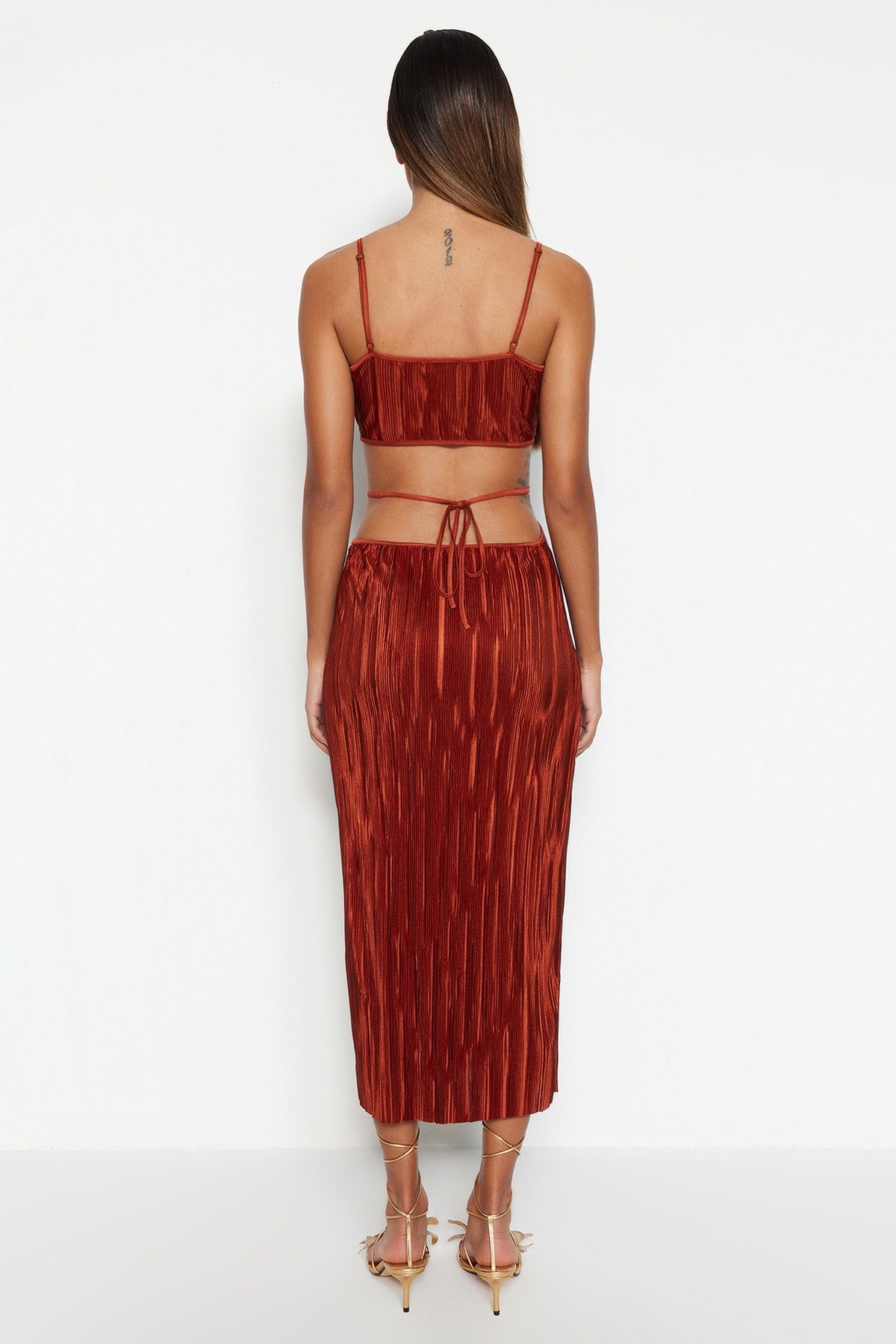 Trendyol Cinnamon Talie Deschidere/Fereastră skater/Croială tricotată Rochie de seară elegantă detaliată cu țevi