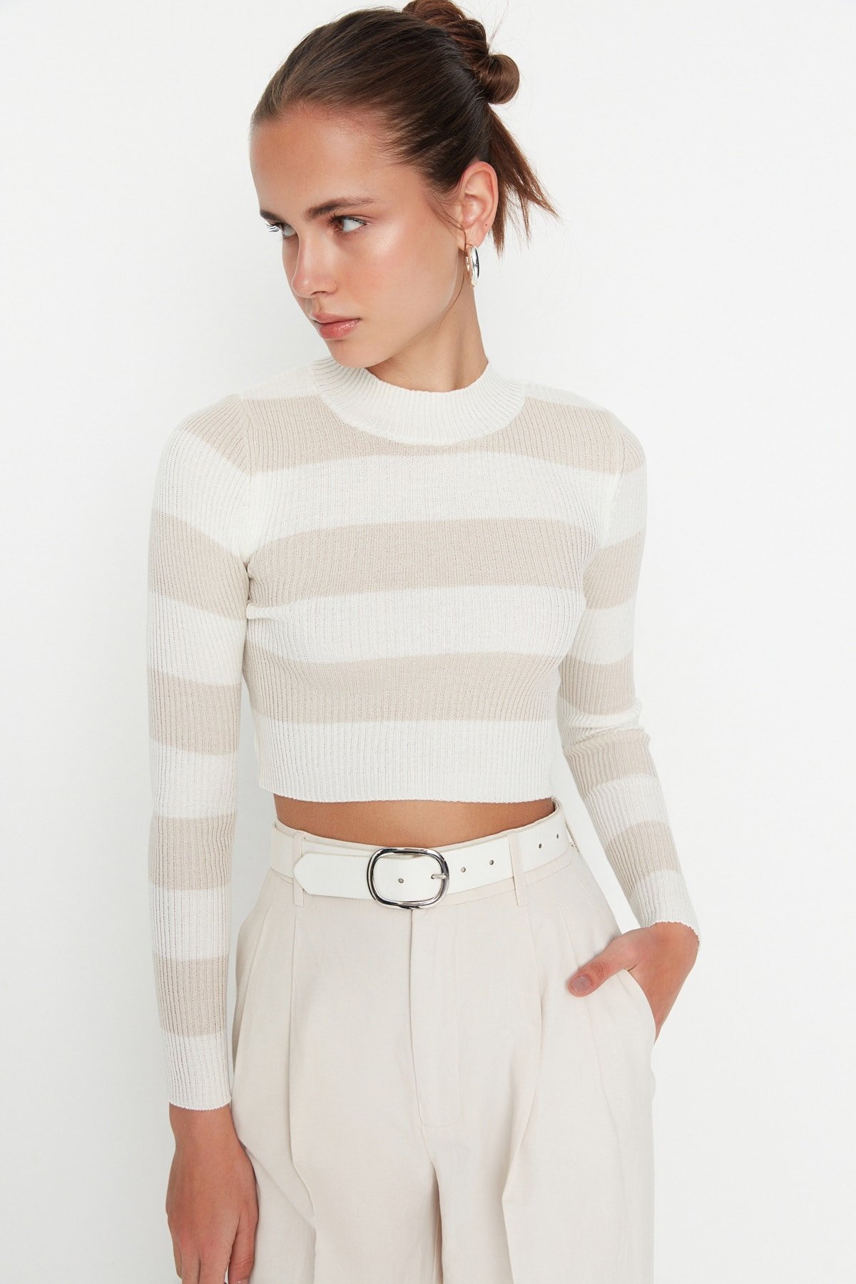 Levně Trendyol Ecru Crop Cotton Striped Knitwear Sweater