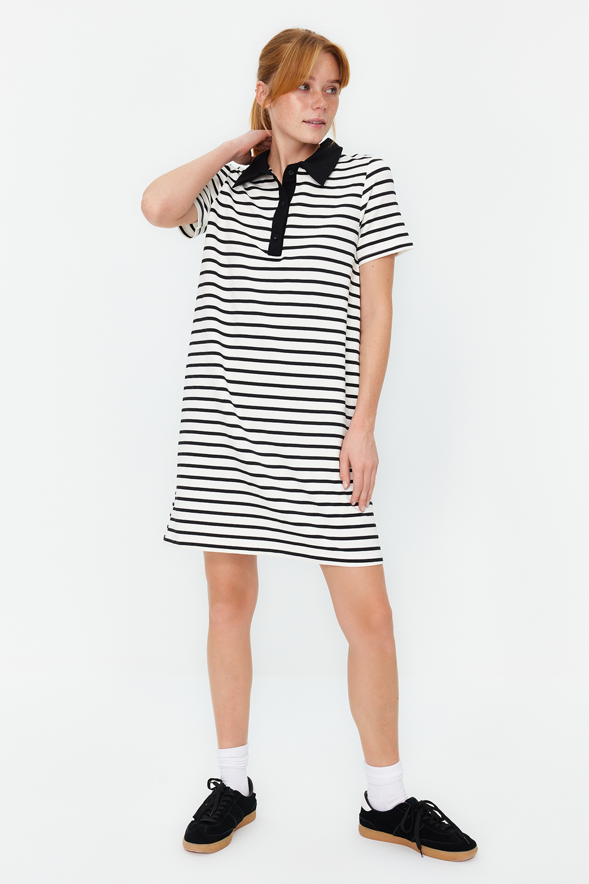 Levně Trendyol Black and White Striped Polo Neck A-Line/A-Line Form Knitted Mini Dress
