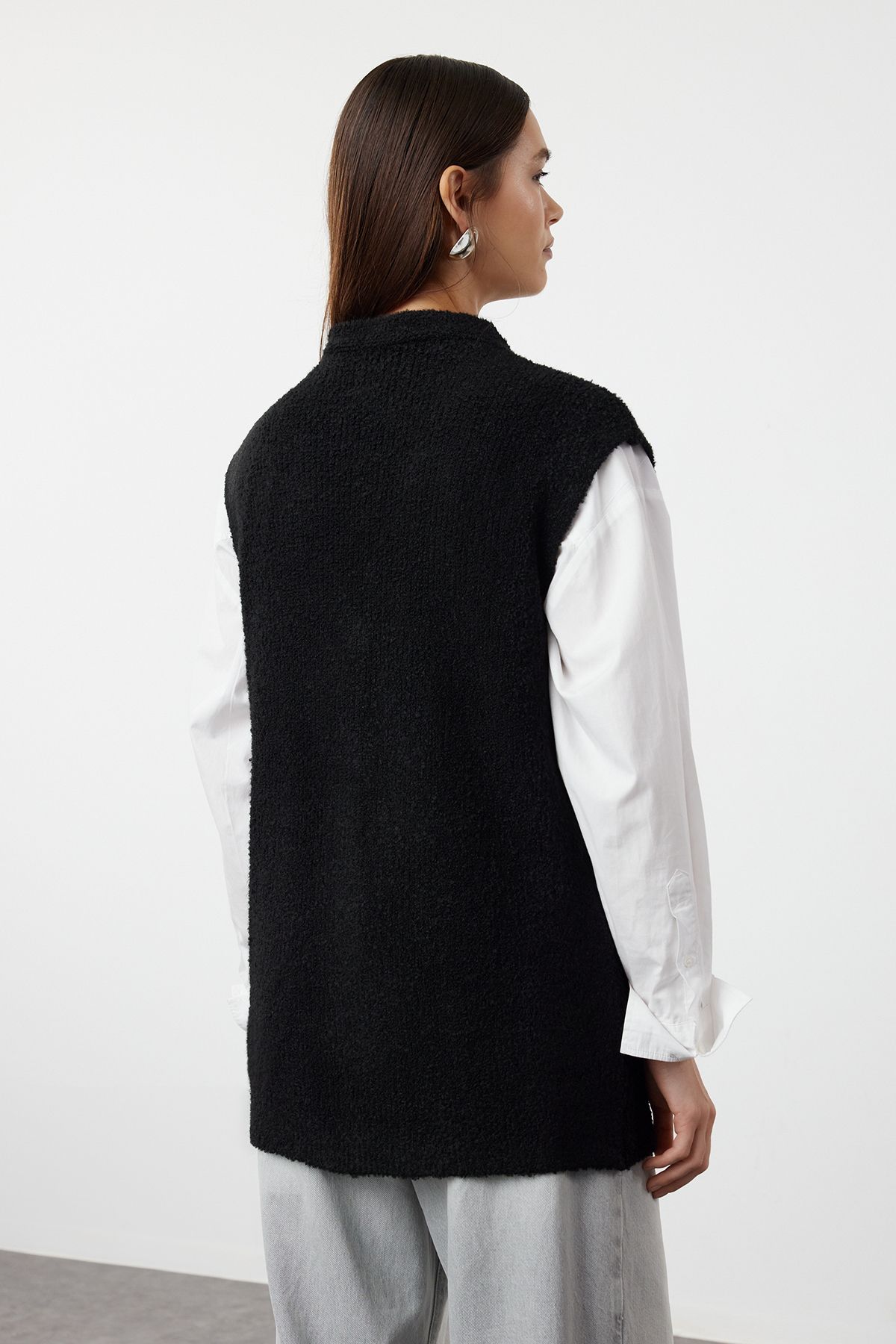 Trendyol Black Boucle Yarn Soft Knitwear Sweater Vest