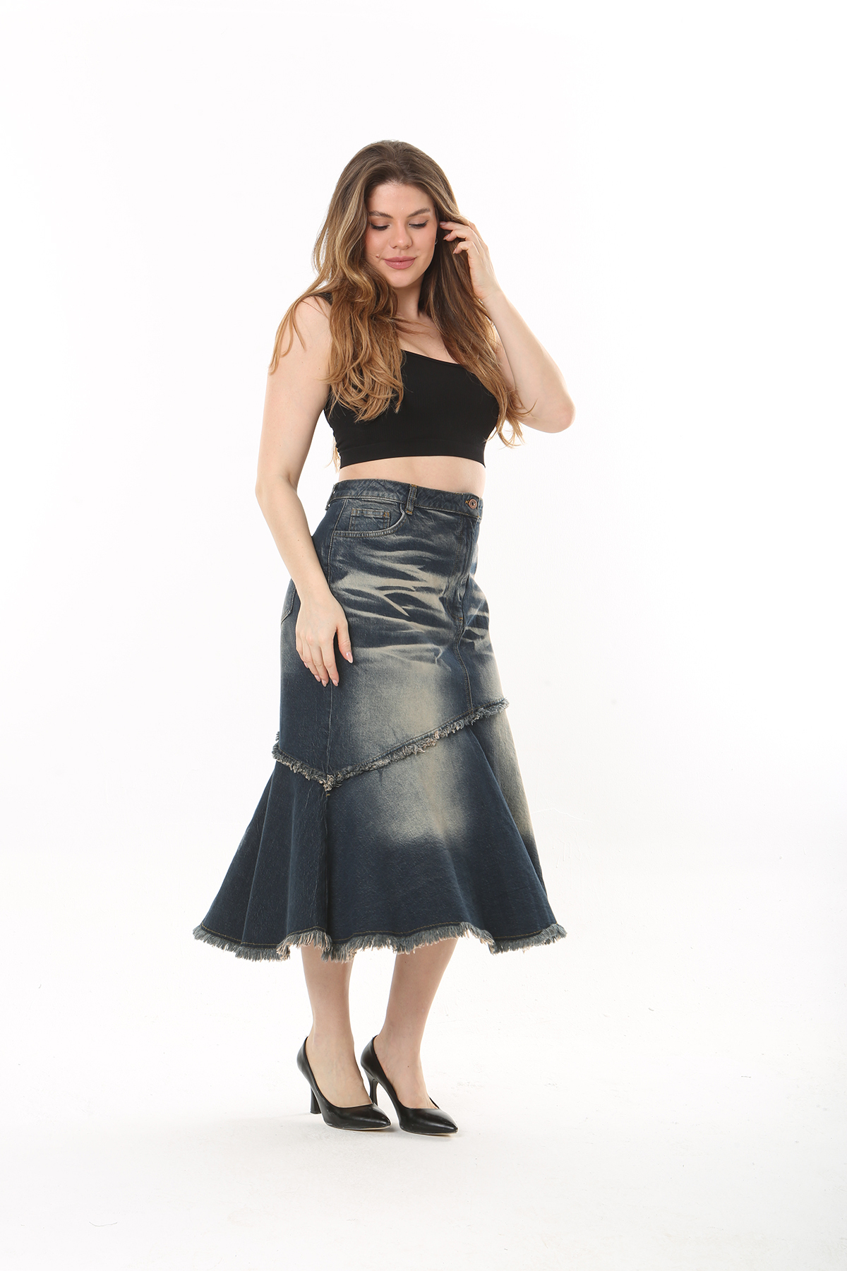 Şans Women's Plus Size Navy Blue Wash Effect Cup Detailed Lycra Denim Skirt