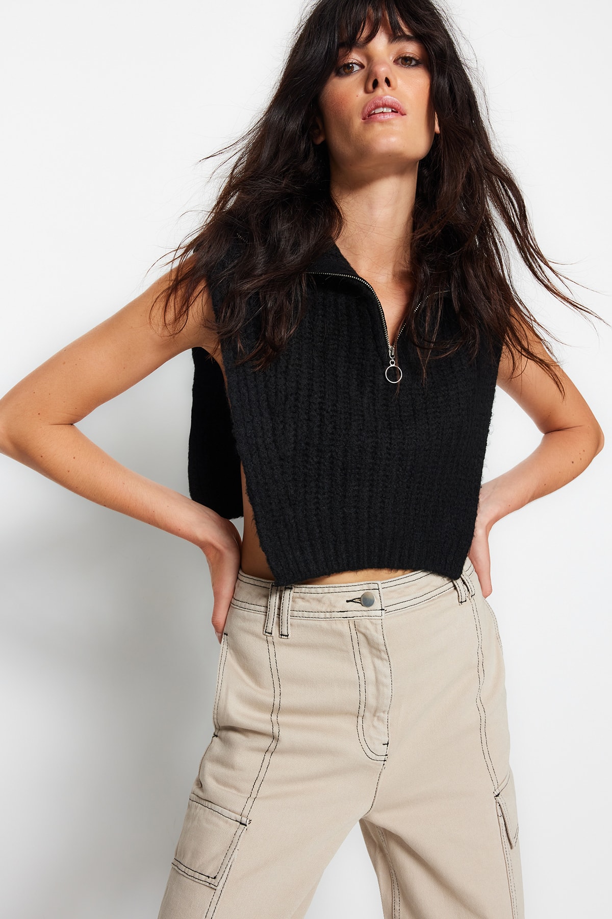 Trendyol Sweater Vest - Black - Regular fit