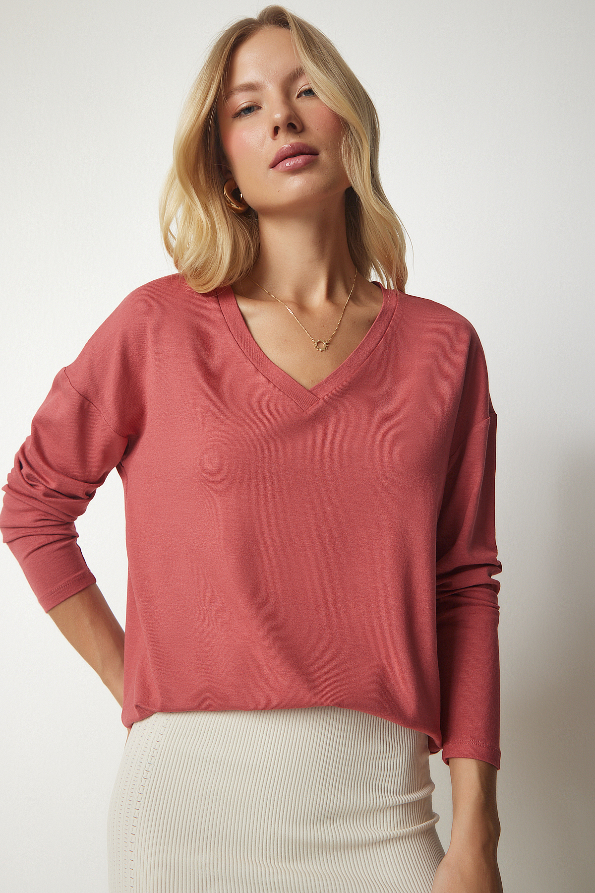 Levně Happiness İstanbul Women's Pale Pink V-Neck Knitwear Blouse