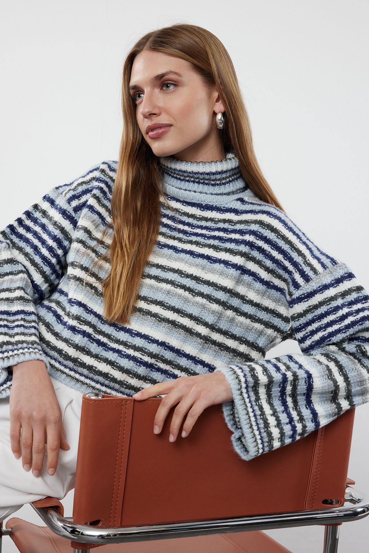 Trendyol Blue Color Block Knitwear Sweater