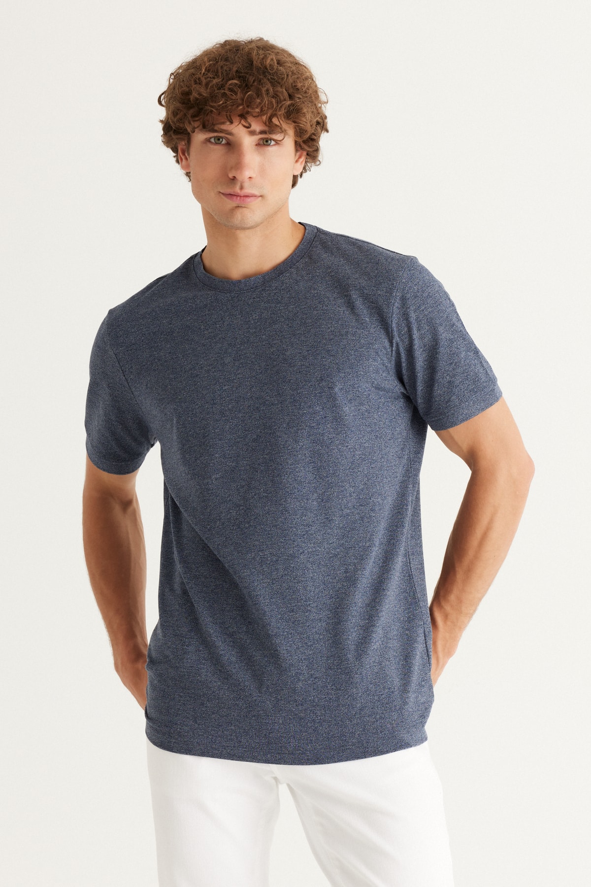 AC&Co / Altınyıldız Classics Men's Navy Blue Melange Slim Fit Narrow Cut Crew Neck Cotton T-Shirt