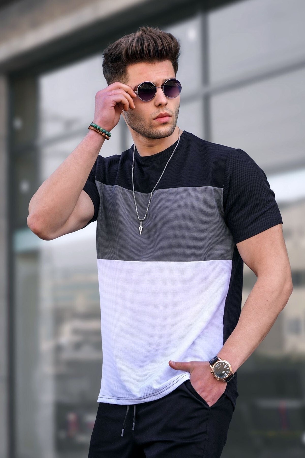 Levně Madmext Men's Color Block Black T-Shirt 5826