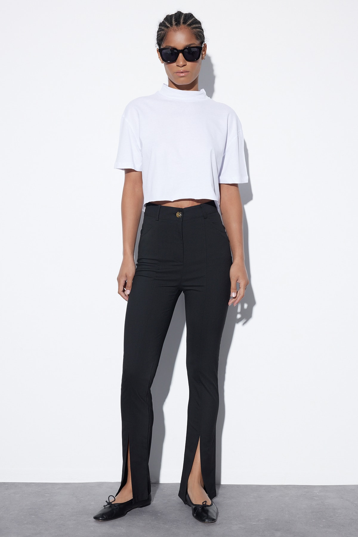 Trendyol Black Straight Weave Slit Trousers