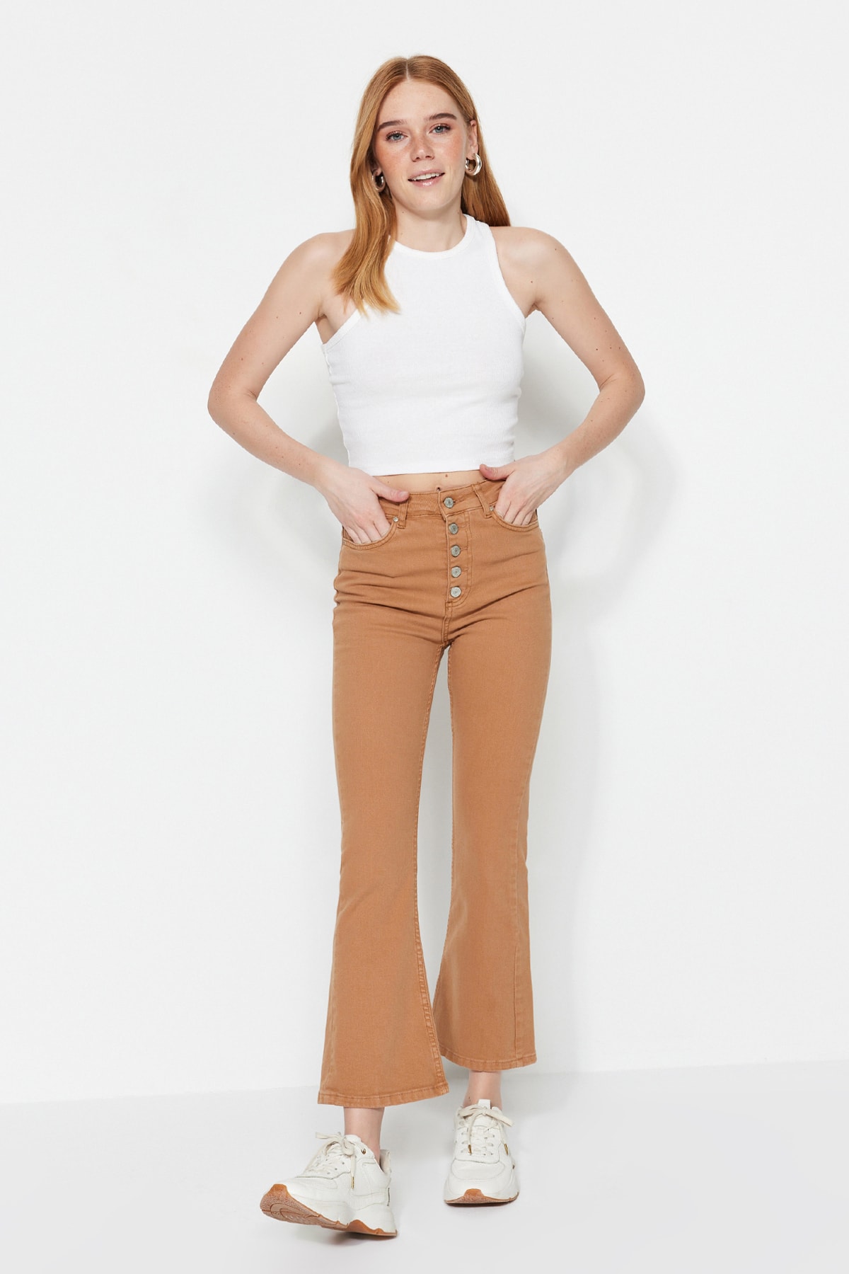 Levně Trendyol Camel High Waist Crop Flare Jeans With Buttons In The Front
