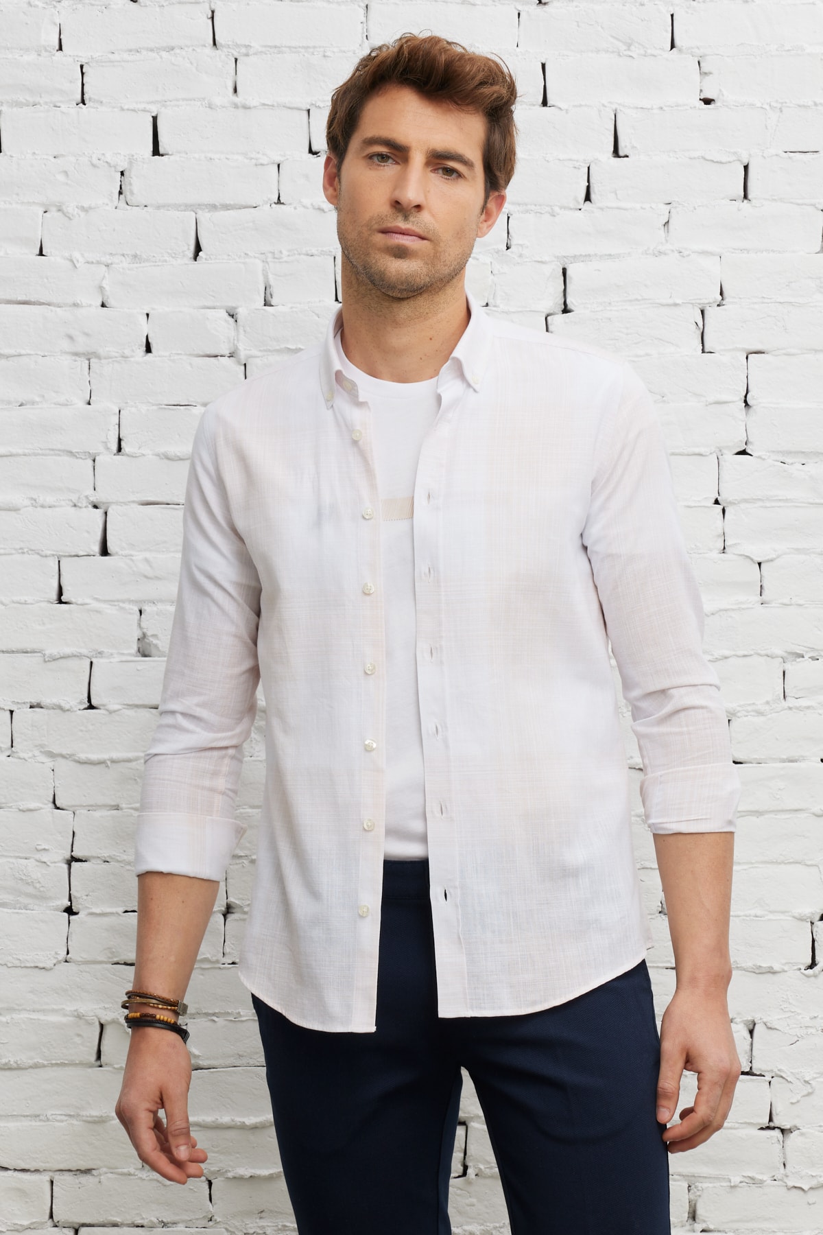 Levně AC&Co / Altınyıldız Classics Men's Beige-white Slim Fit Narrow Cut Button Collar 100% Cotton Striped Shirt