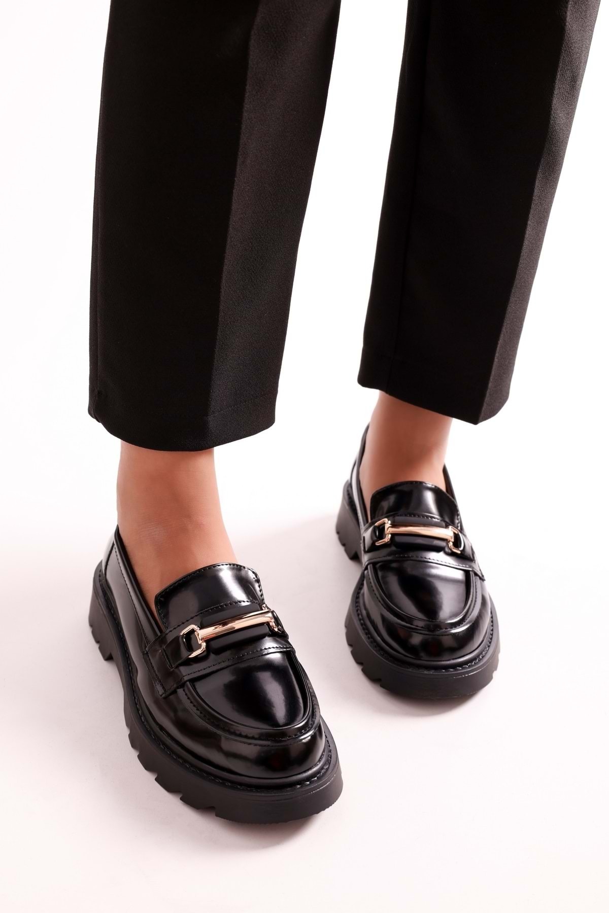 Levně Shoeberry Women's Choc Black Patent Leather Thick Sole Buckle Loafer Black Patent Leather
