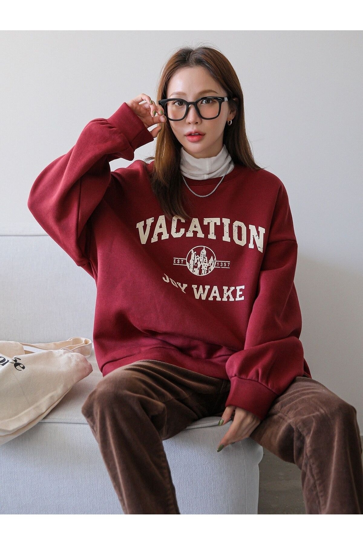 Levně Know Women's Burgundy Vacation Joy Wake Printed Oversize Crew Neck Sweatshirt