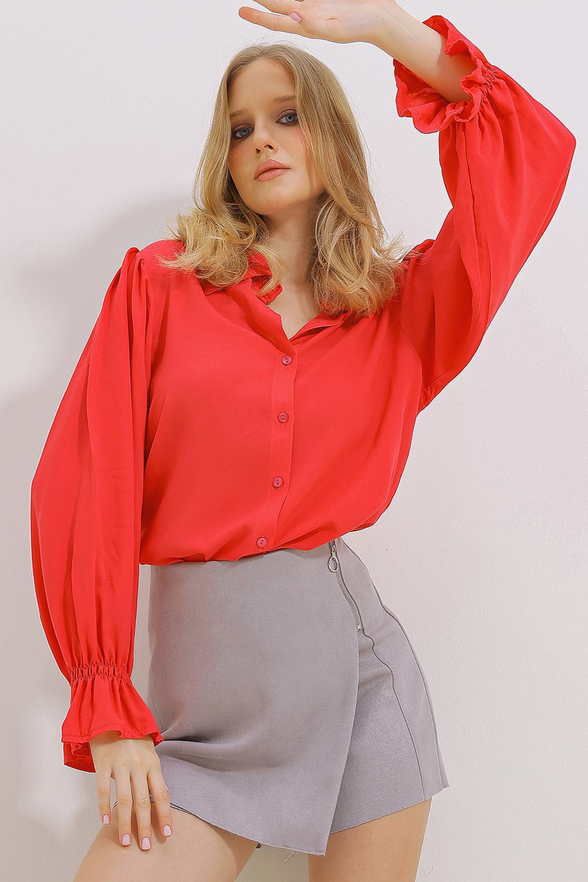 Levně Trend Alaçatı Stili Women's Fuchsia Flounce Sleeves Viscon Woven Shirt