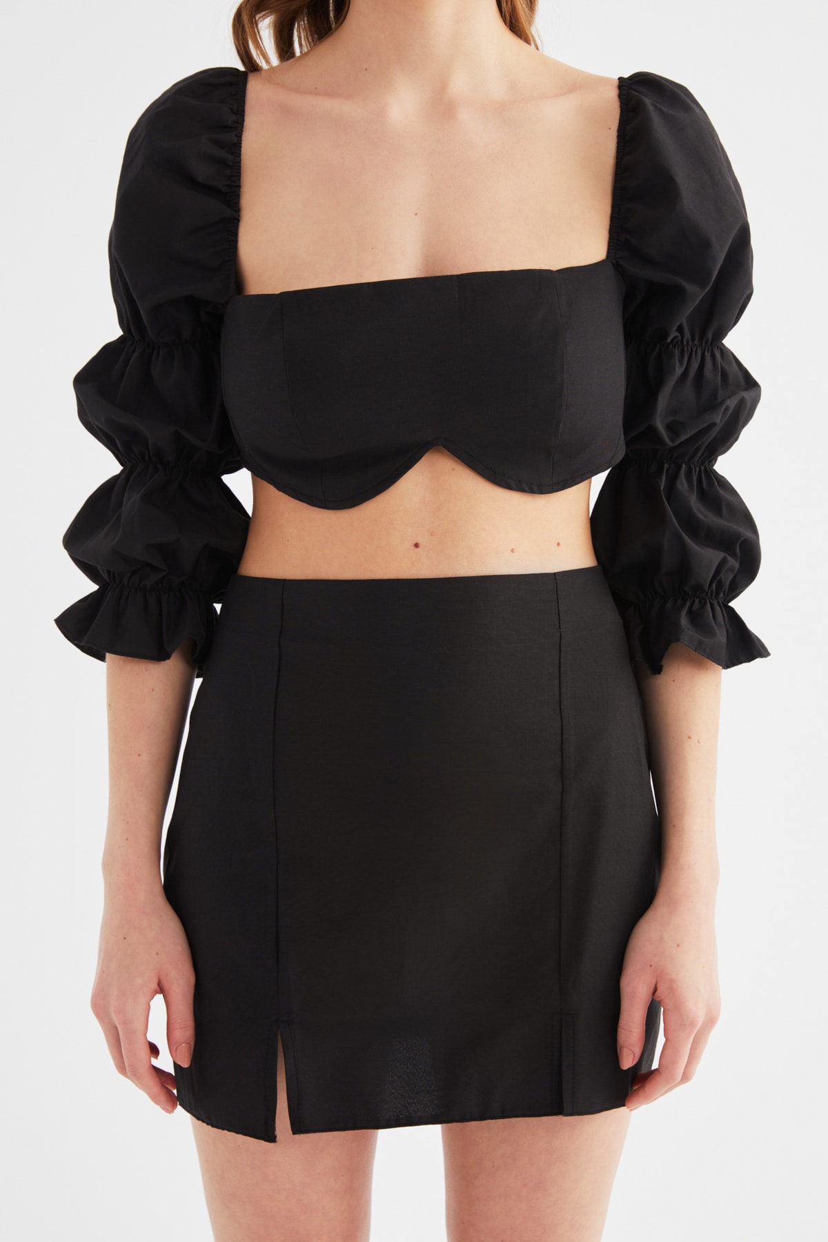Trendyol Black Arm detaliate bottom-top Echipa
