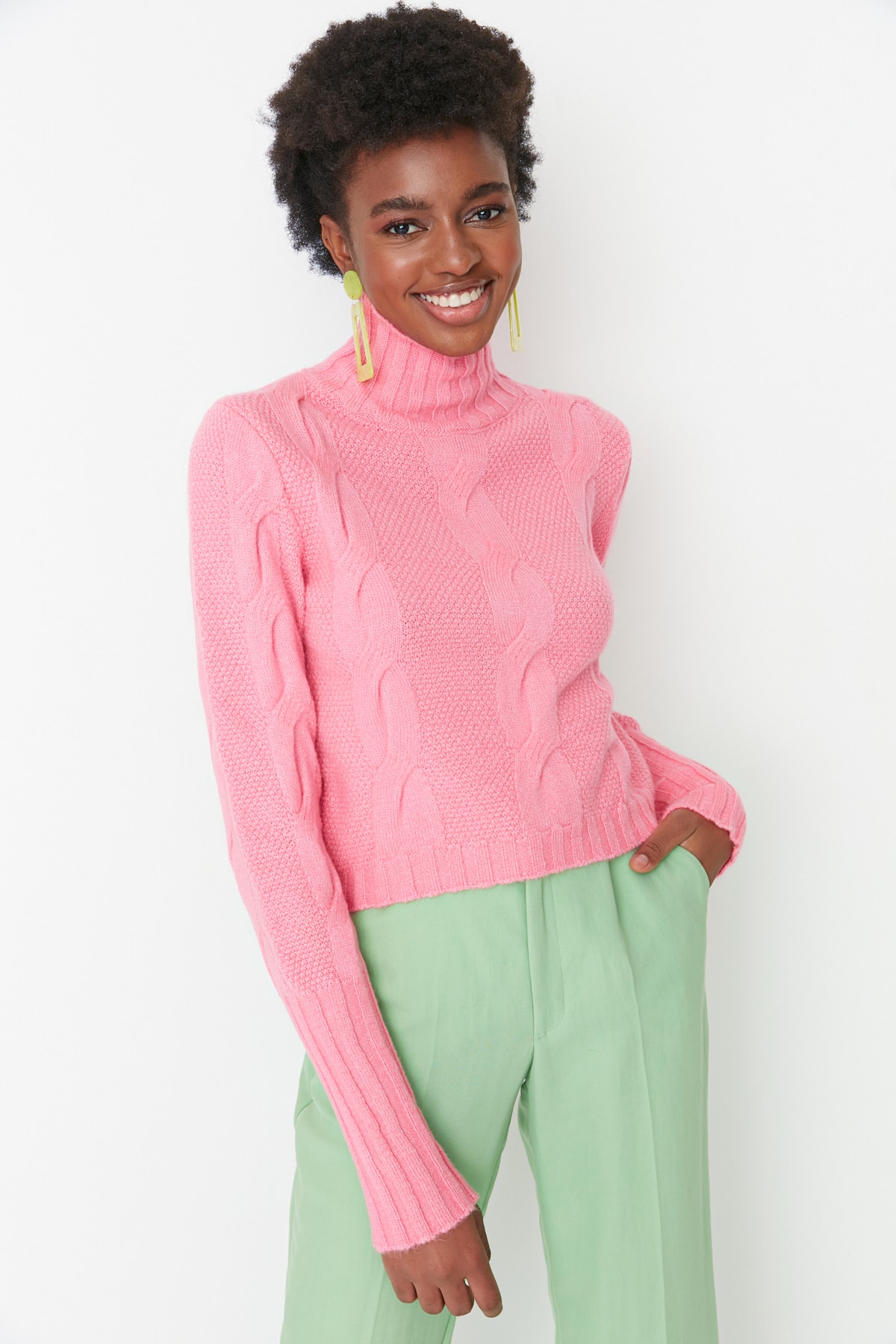 Levně Trendyol Pink Crop Soft Textured Knitwear Sweater