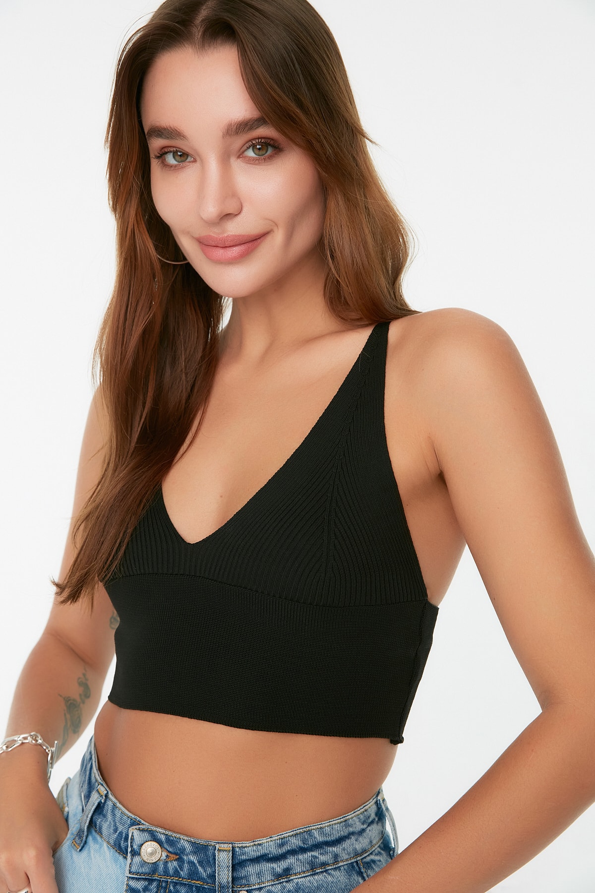 Trendyol Black Super Crop Back Detailed Knitted Thin Blouse