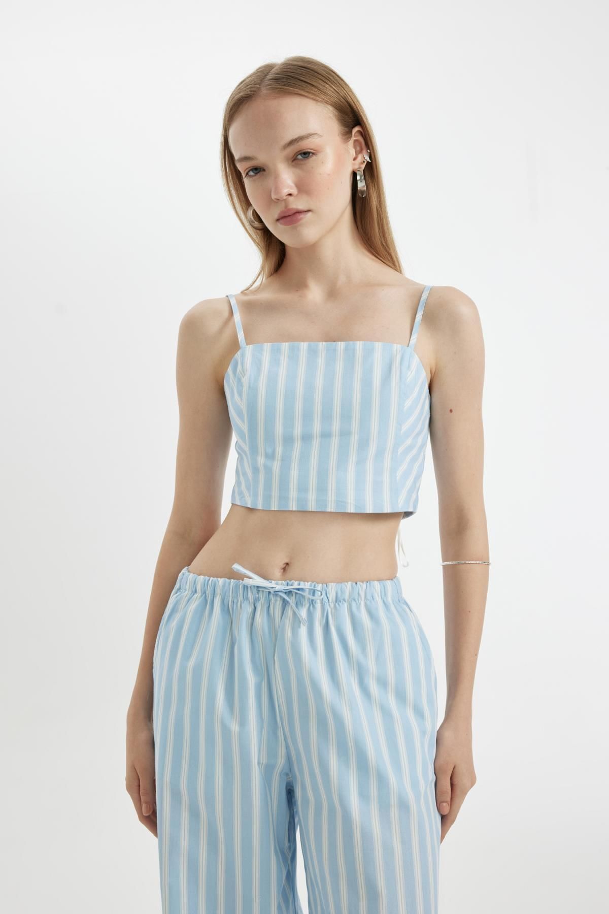 DEFACTO Cool Striped Poplin Strappy Blouse