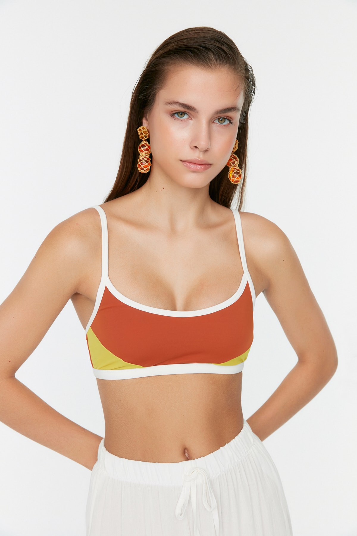 Partea de sus costum de baie Trendyol Bandeau