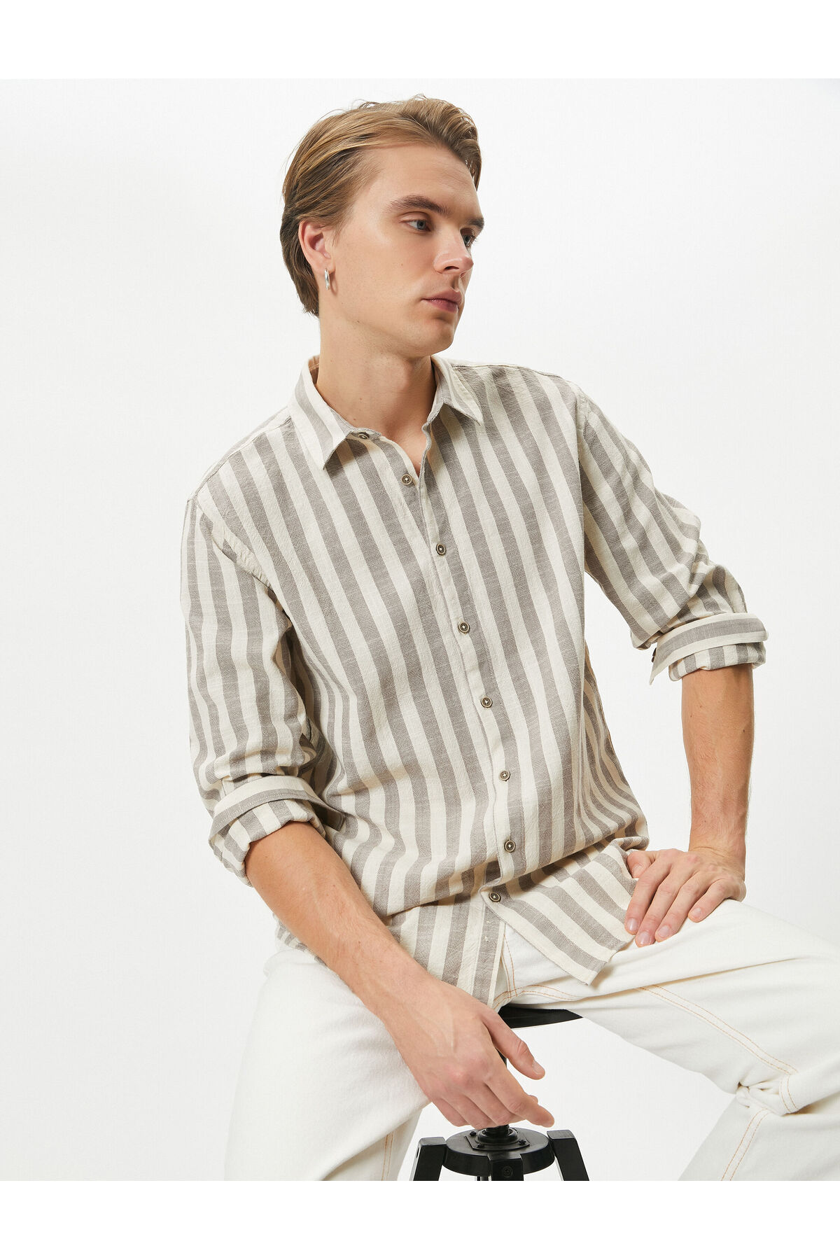 Levně Koton Classic Collar Shirt Buttoned Long Sleeve Cotton