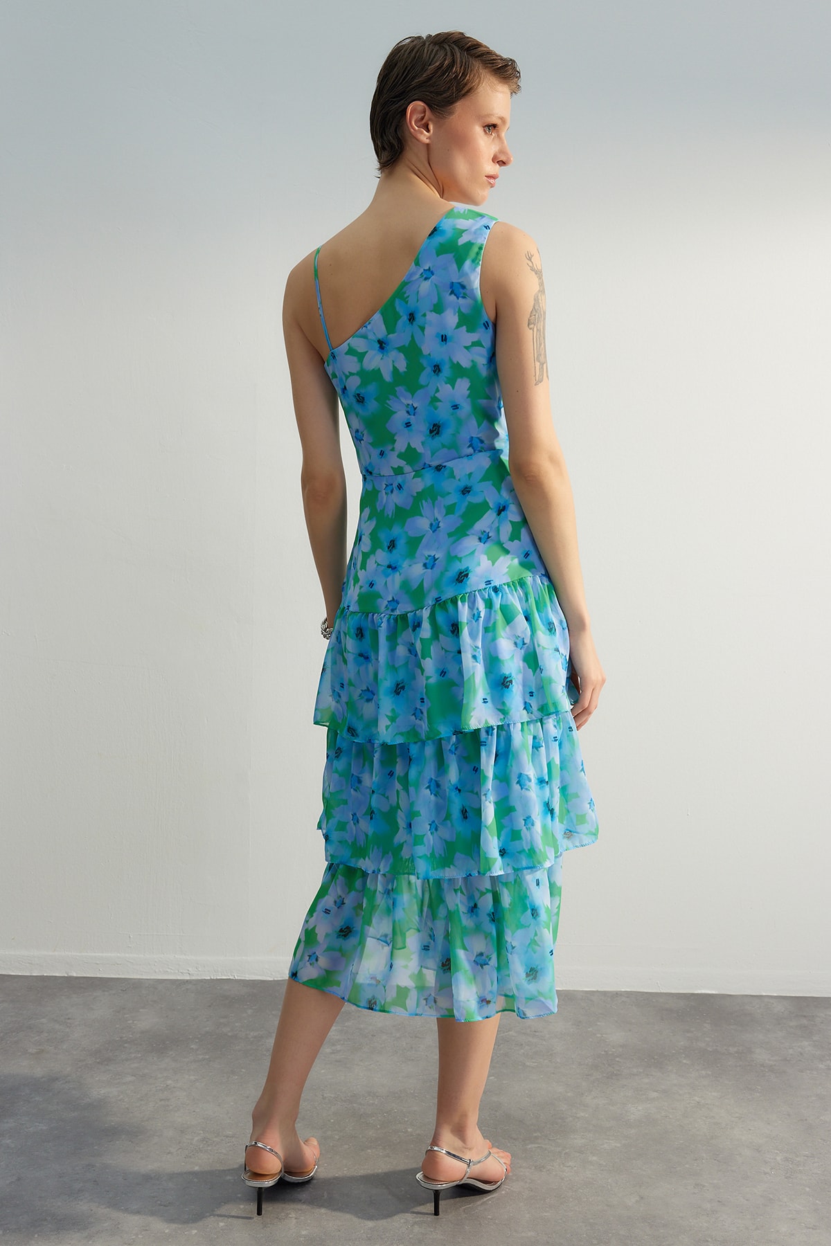 Rochie Trendyol Blue cu volane pe un singur umăr