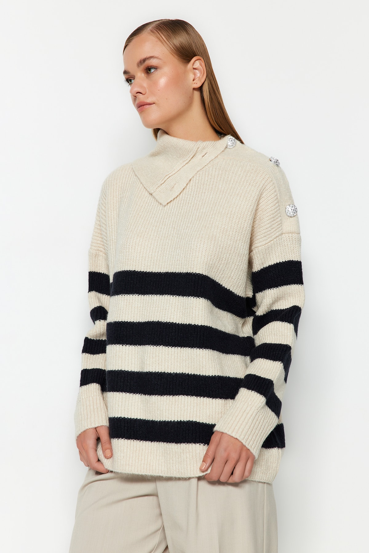 Trendyol Sweater - Gray - Regular fit
