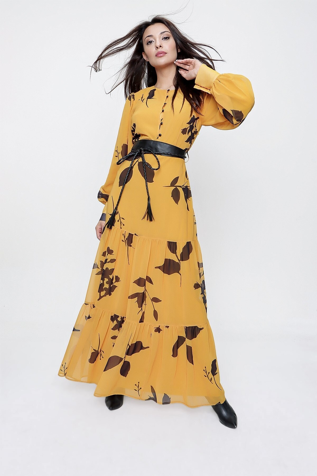 Levně By Saygı Yellow Floral Pattern Long Chiffon Dress with Half-Buttons in the Front with a Belt and Lined Waist.