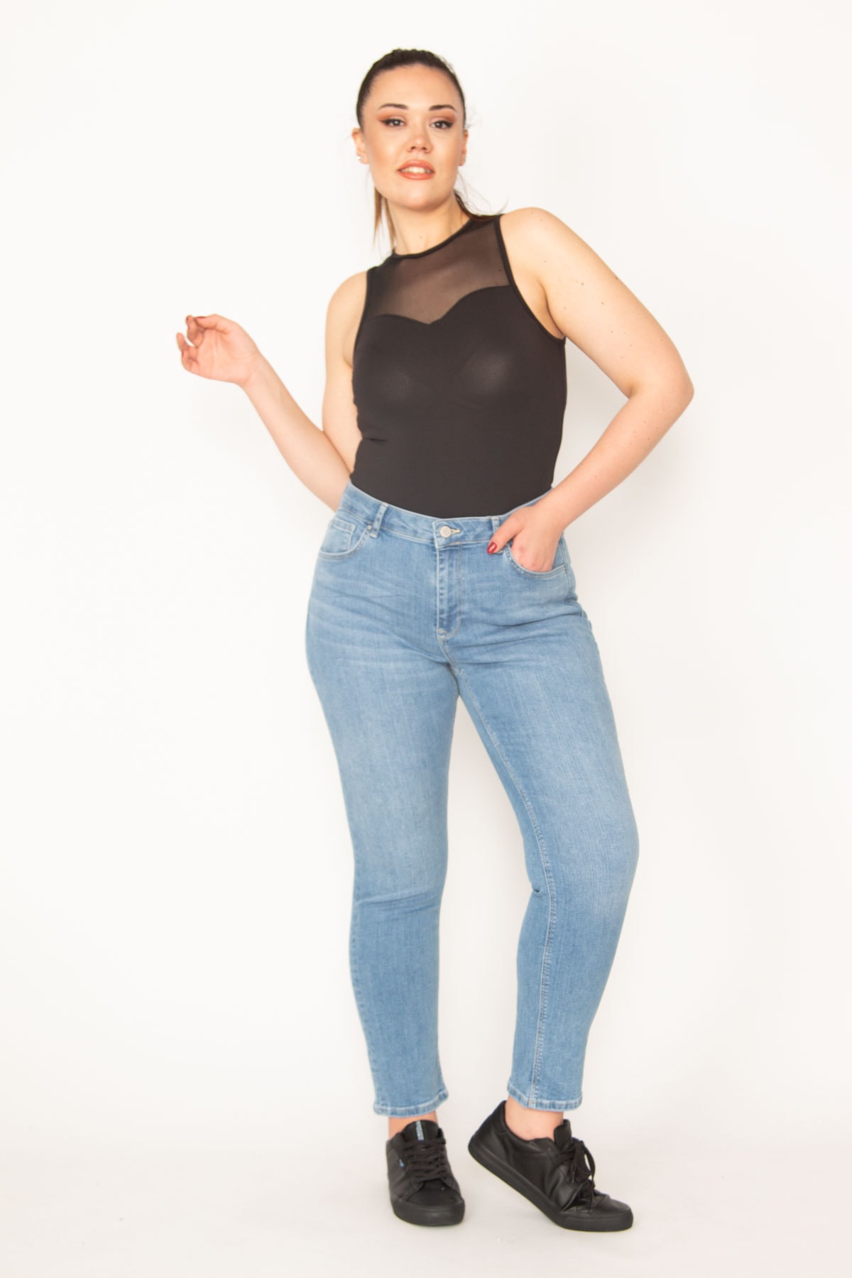 Levně Şans Women's Plus Size Blue 5 Pocket Lycra Slim Fit Jean Trousers