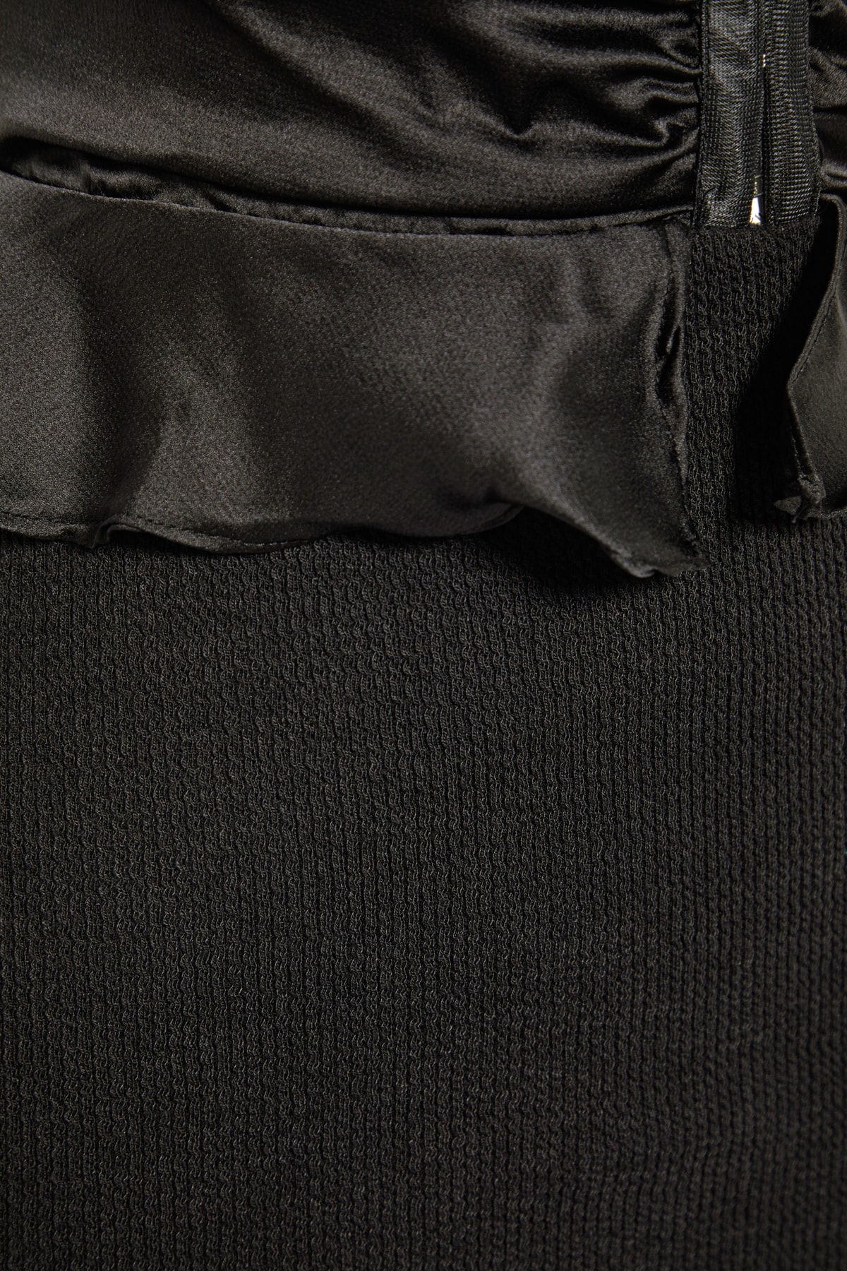 Rochie de seara neagra cu guler patrat Trendyol