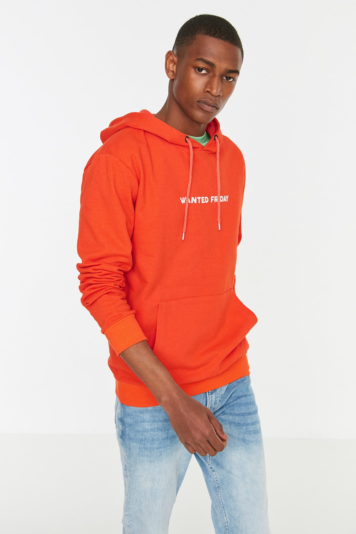 Levně Trendyol Orange Regular Hooded Long Sleeve Sweatshirt