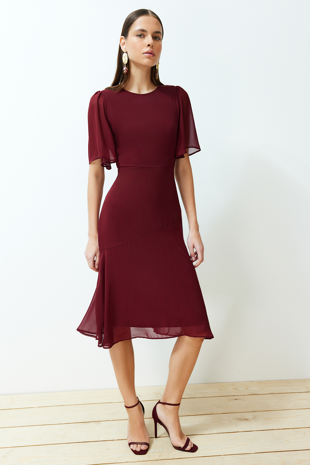 Levně Trendyol Burgundy Skirt Flounce Chiffon Lined Midi Woven Dress