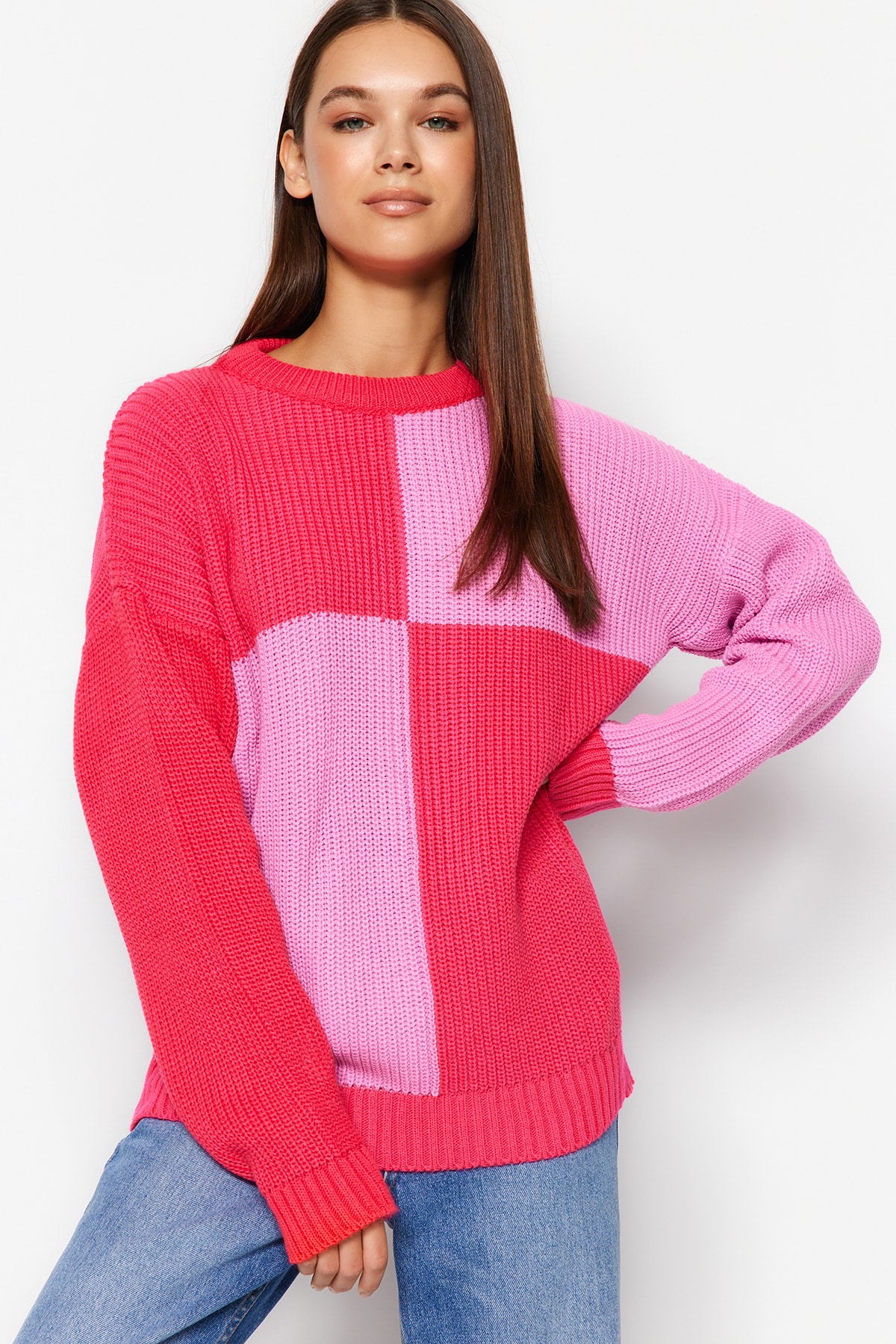 Trendyol Pink Wide-Fit Knitwear Sweater