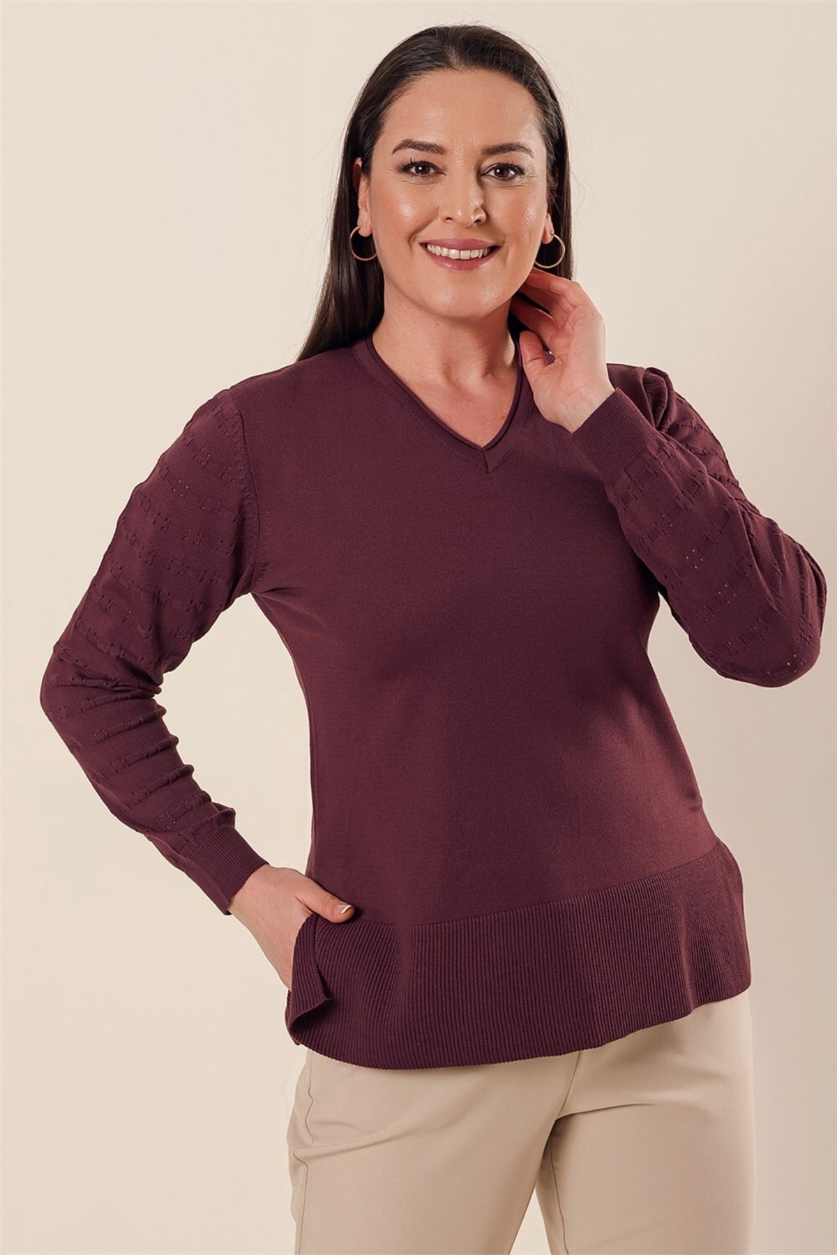 By Saygı V-neck Acrylic Sweater with Patterned Sleeves and slits in the sides, Plus Size Plum Plum.