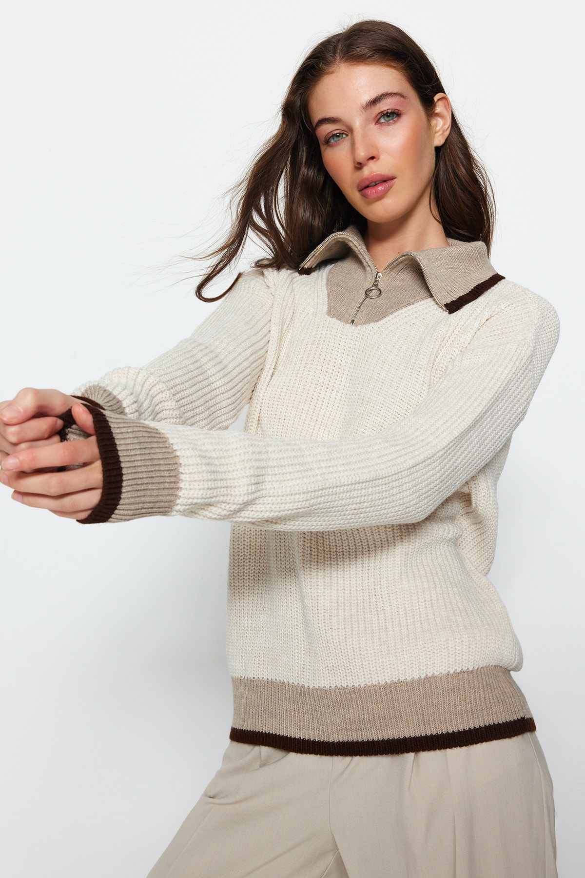 Trendyol Mink Color Block Zippered Knitwear Sweater