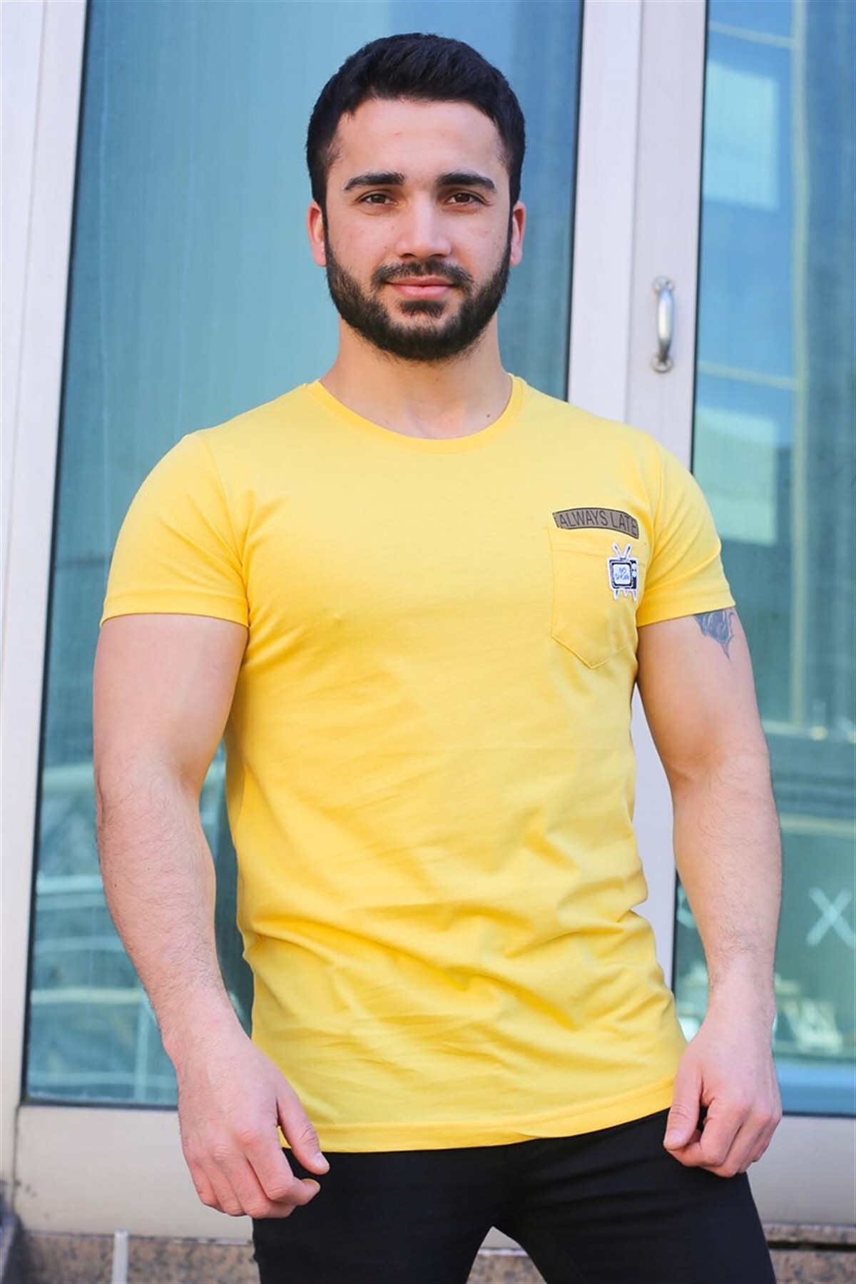 Levně Madmext Crest Detailed Yellow T-Shirt 3025