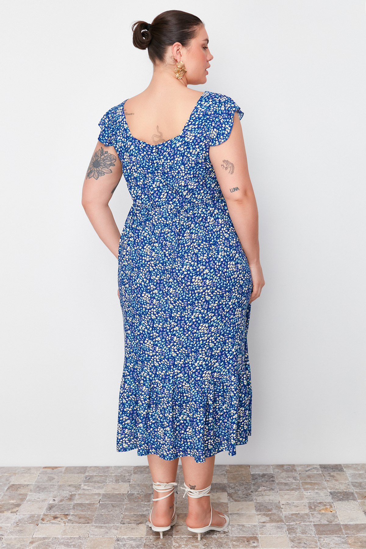 Trendyol Curve Navy Blue A-Line Midi Ruffled Floral Patterned Woven Dress