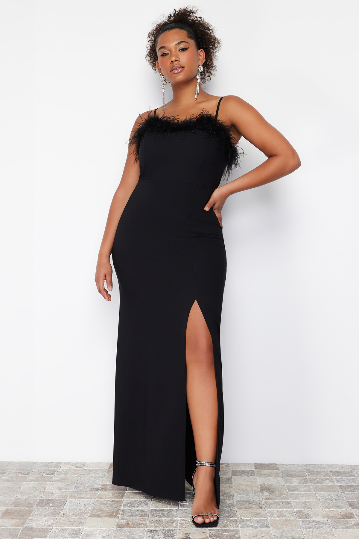 Trendyol Curve Black Finike Woven Plus Size Dress