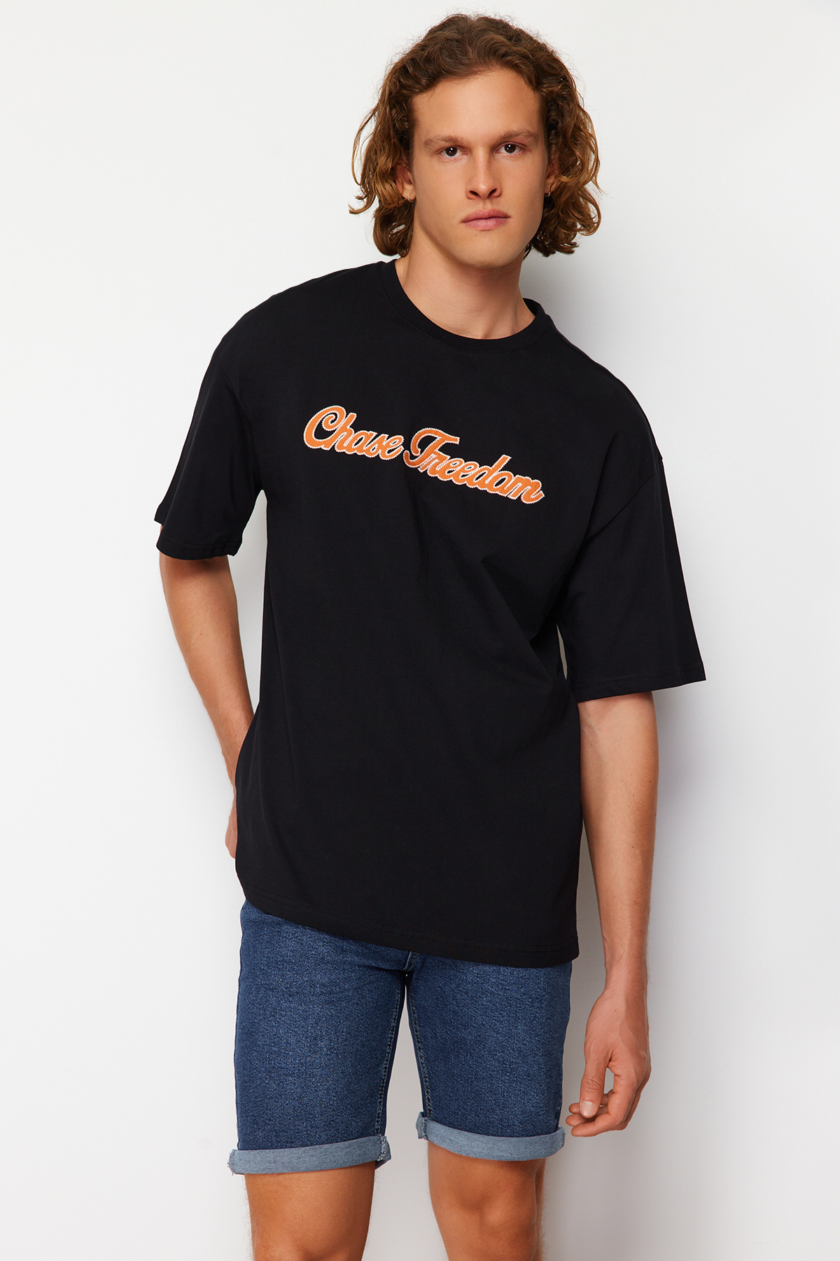 Trendyol Black Oversize/Wide Cut Letter Applique Embroidered 100% Cotton Short Sleeve T-Shirt