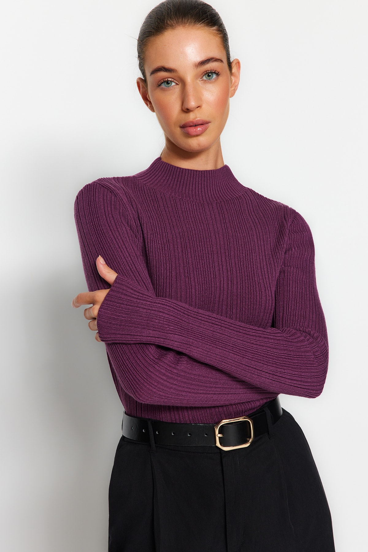 Levně Trendyol fialový pletený svetr s vysokým výstřihem