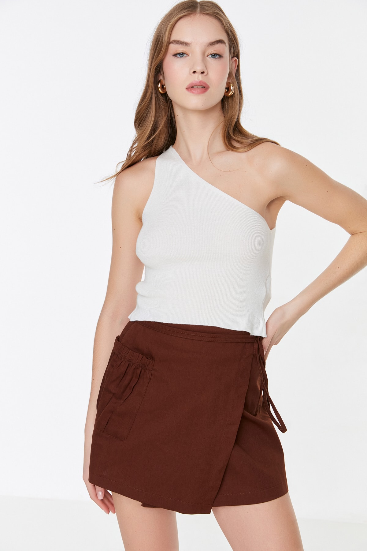 Trendyol Ecru Crop Knitwear Blouse