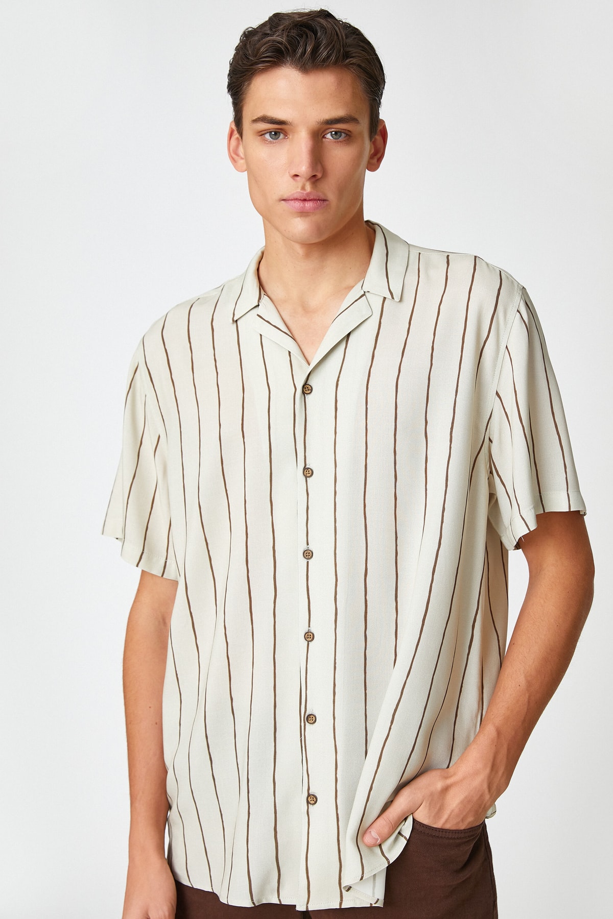 Levně Koton Summer Shirt Turndown Collar Short Sleeve