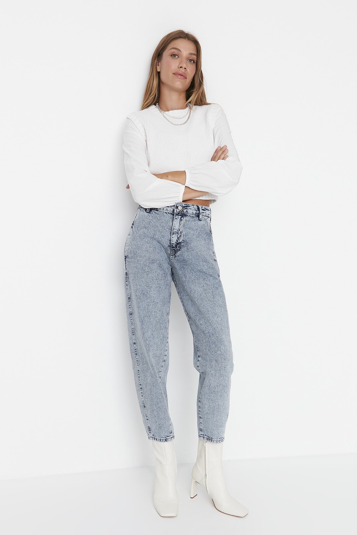 Trendyol Blue Stitching Detail High Waist Relaxed Mom Jeans