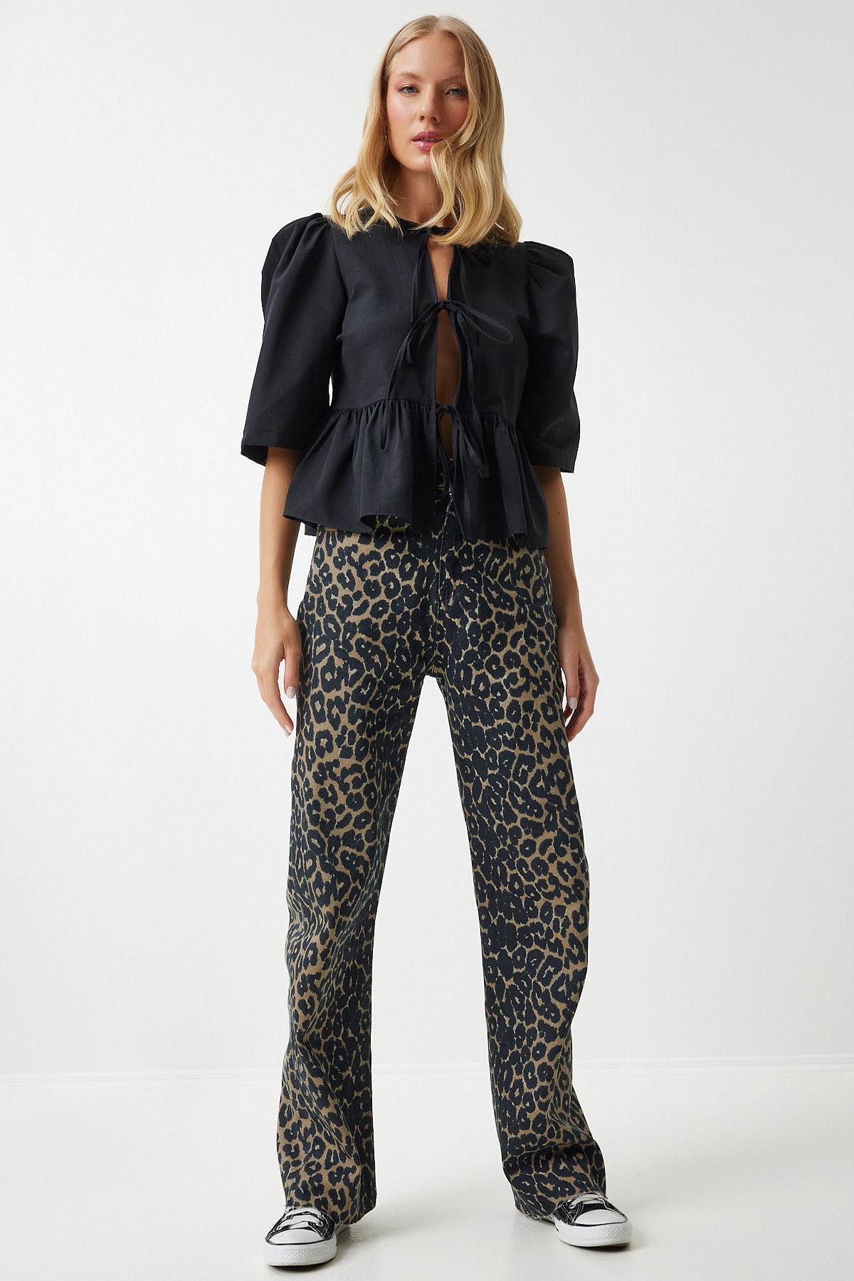 Happiness İstanbul Women's Black Brown Leopard Patterned Straight Jeans