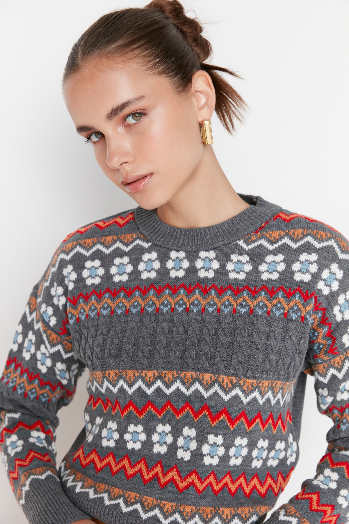 Trendyol Sweater - Gray - Regular fit