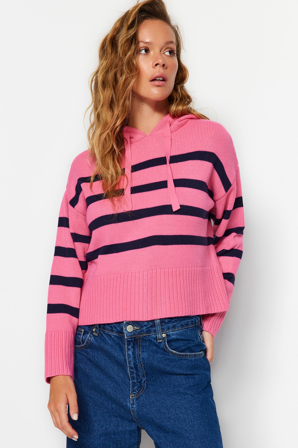 Trendyol Pink Hooded Knitwear Sweater